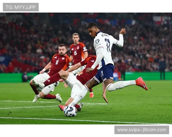 中韩足球大战即将上演，两队为世界杯预选赛生死存亡展开激烈角逐